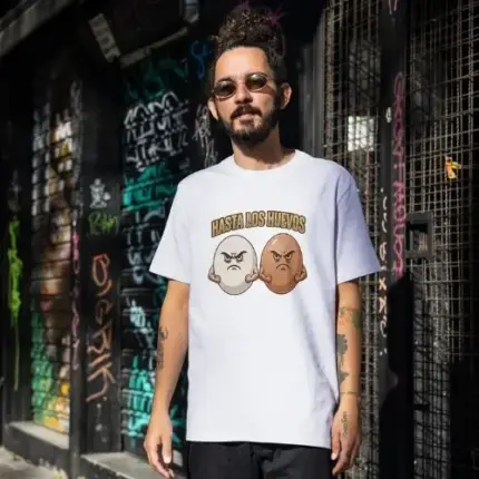 camiseta hasta los huevos