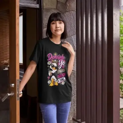 camiseta demasiado yo