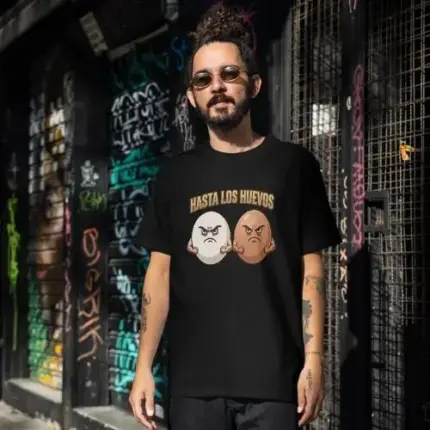 camiseta hasta los huevos